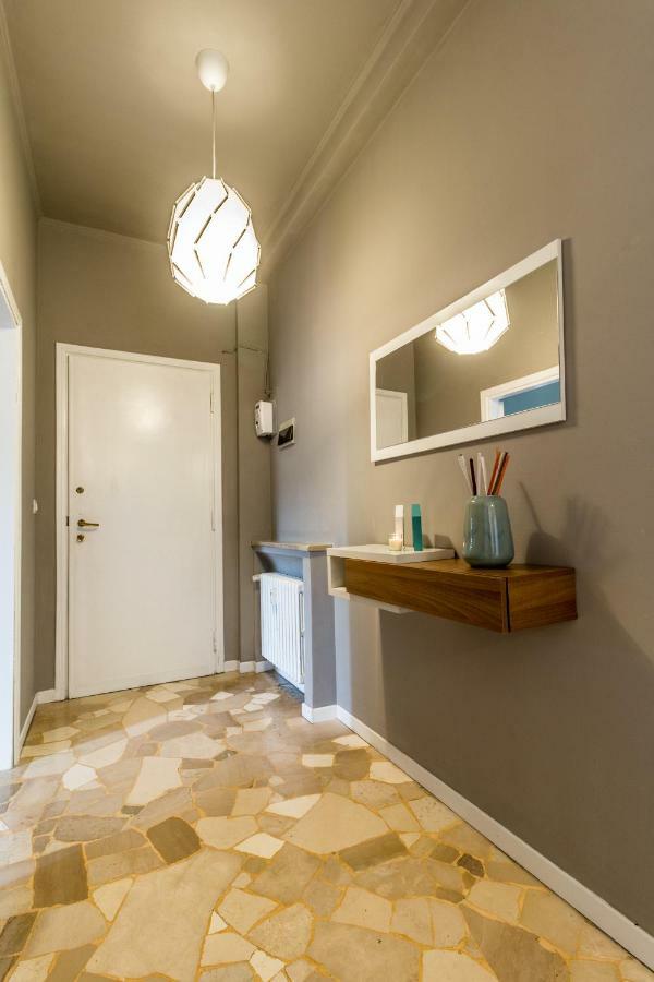 Joivy Modern 1-Bed Flat With Balcony In Portello มิลาน ภายนอก รูปภาพ